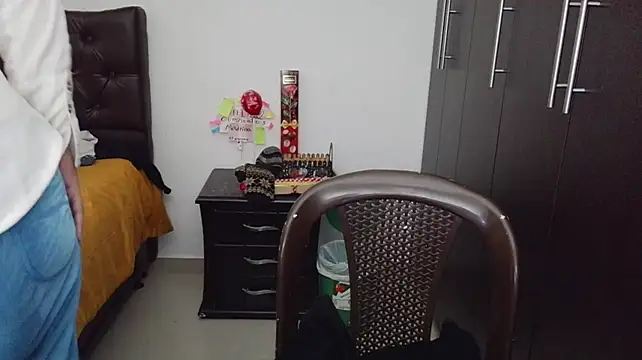 Grace_mature_milf