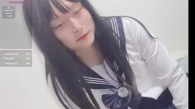 Mia032