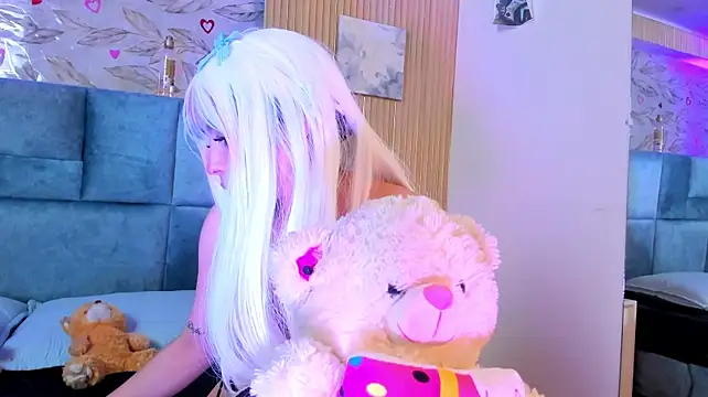 Delphine_doll