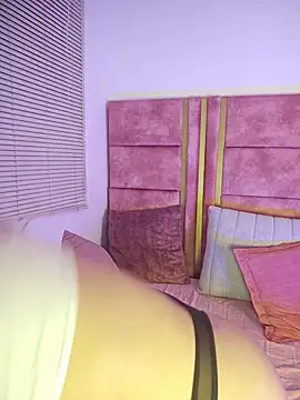 onlynina live cam preview