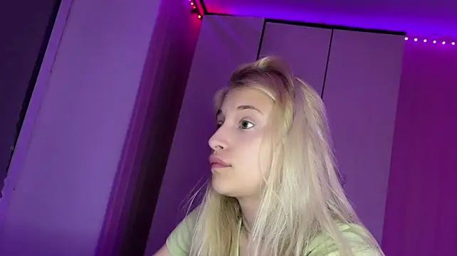 FiveFootBlonde