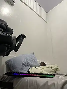 Pinay_petite