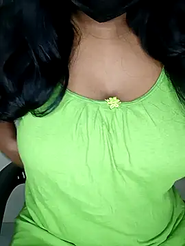 Mallu_karthika