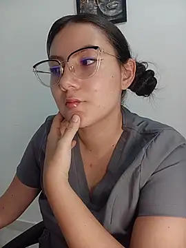 mia_nala