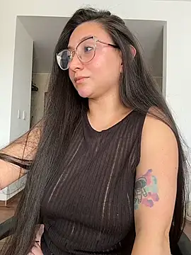 lucy_neil
