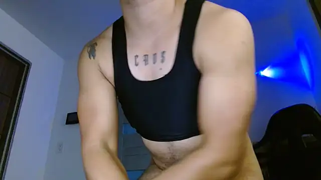 Iker（SexyBoy-Bigclit）