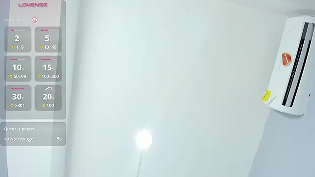 Sashaa_fiercee live cam preview