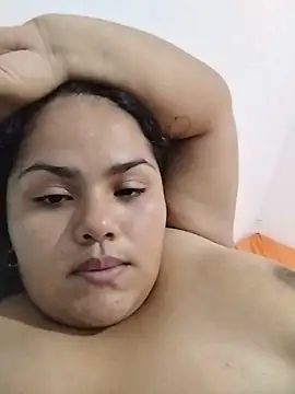 MiaBloom0 webcam