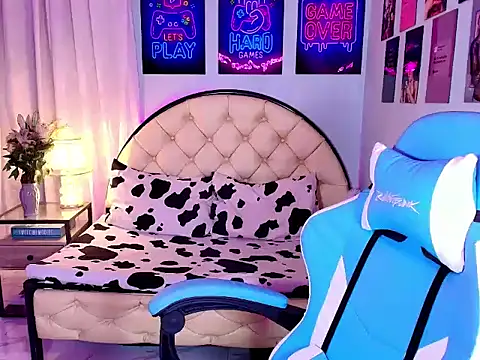 SexxyTsLoverr webcam