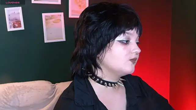 VixenDom live cam on StripChat