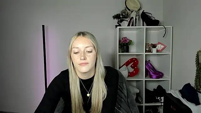 EvelynBlond