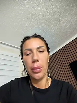 SelineVelvet live cam preview