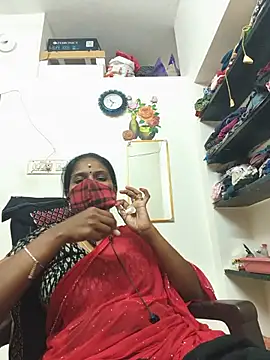 Tamil_Yalini12 live cam on StripChat