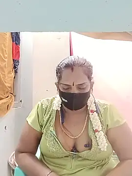 Tamil_revarhi721 live cam on StripChat