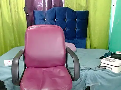 Karlotadiva1