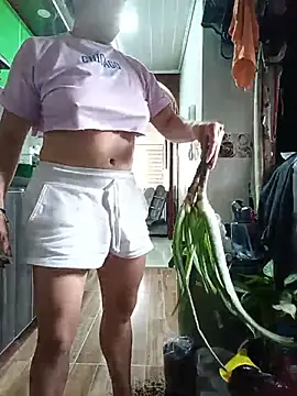 maynor_1998 live cam preview
