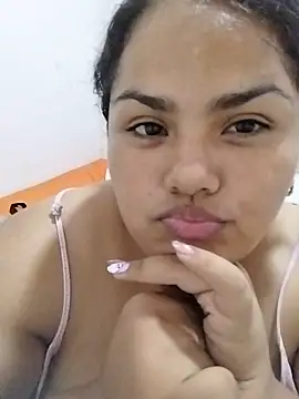 MiaBloom0 live cam preview