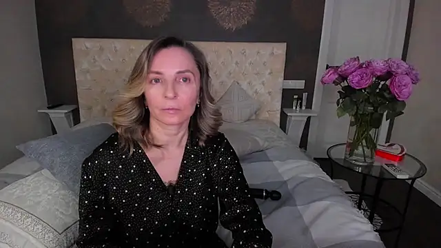 AllisonWilliams live cam preview