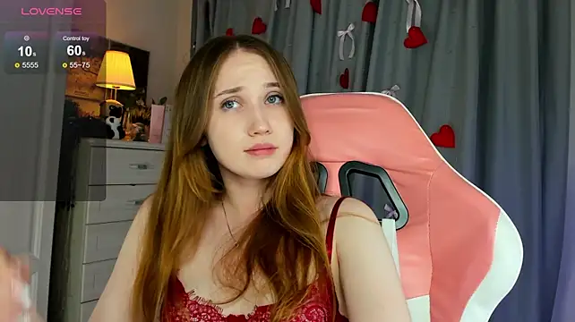 CozyKisses live cam preview