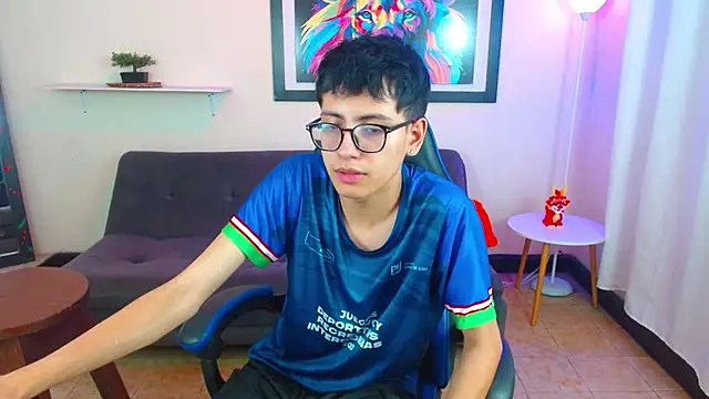 alexcum_18