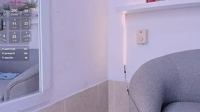 yara_monn live cam preview