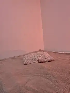Electric_bae live cam preview