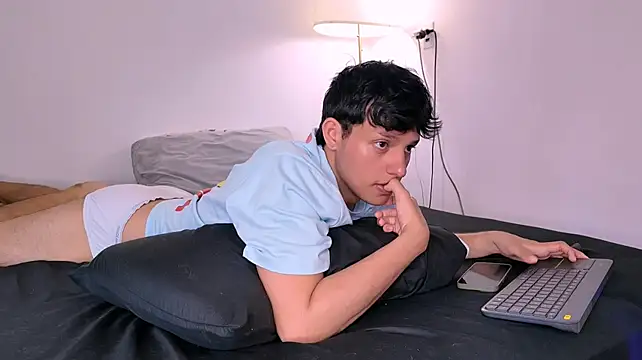 itsAlex_ on Stripchat