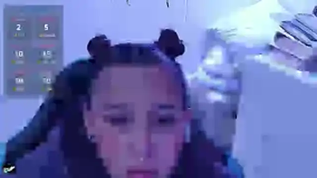 Skarlet_Adams28 live cam on StripChat