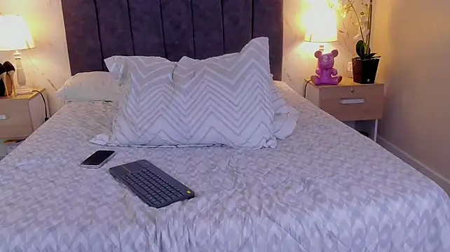 Emilly_Beaumont