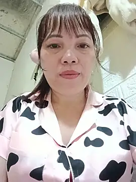 Sana-vn live cam on StripChat