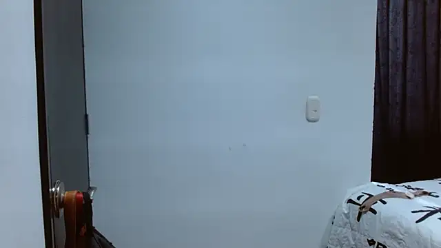 ethanandeve live cam preview