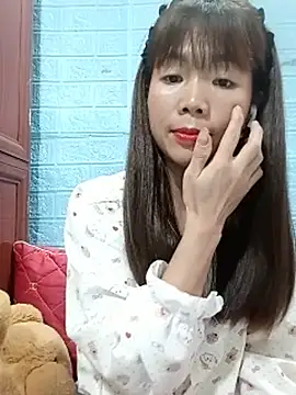 AmyLinee01 live cam on StripChat