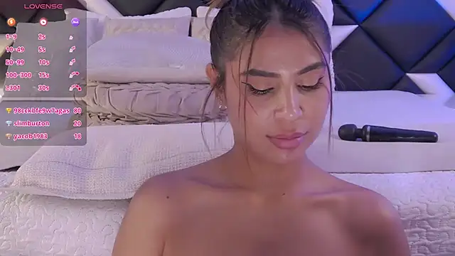 KendallTurbay live cam on StripChat