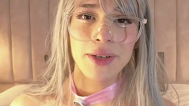 Nioki_ live sex cam