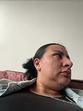Abril_Luv live cam preview