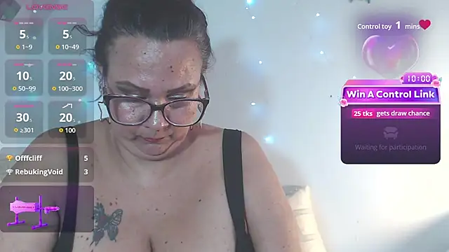 biirdydavis (F mature) - 5-minute tits bouncing in your face