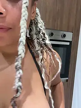 HaileyDiana Live Webcam on Stripchat