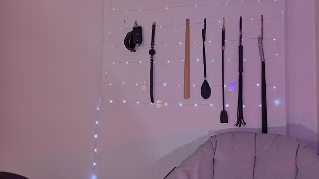 nina_kink (F teen) - ⋆.𐙚 ̊  Lick fingers + saliva close up