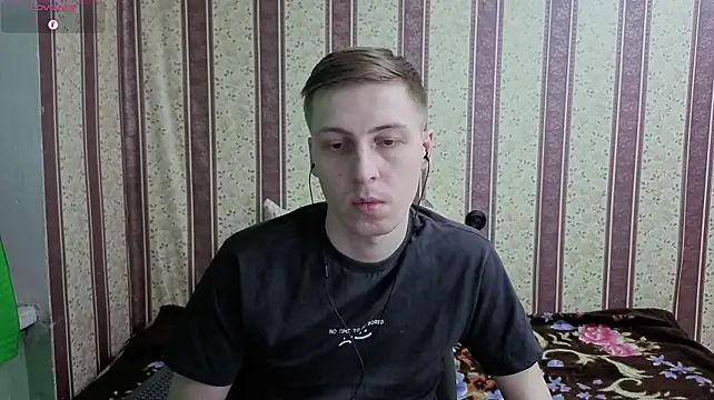 Darien_Brown live cam on StripChat