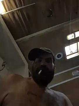 Bigcountrysmoker13 live sex cam