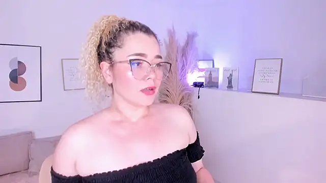 Susan_blond