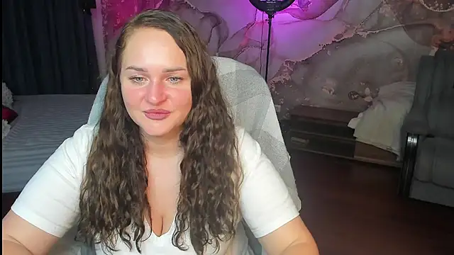 Chorna_Rouse live cam preview
