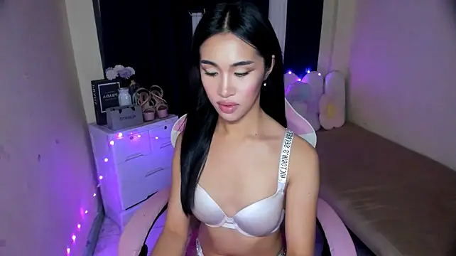 Elara_Vane