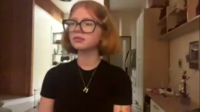ShantaySteeves live cam preview