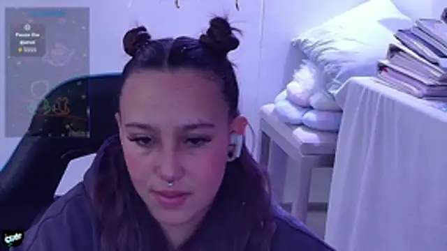 Skarlet_Adams28