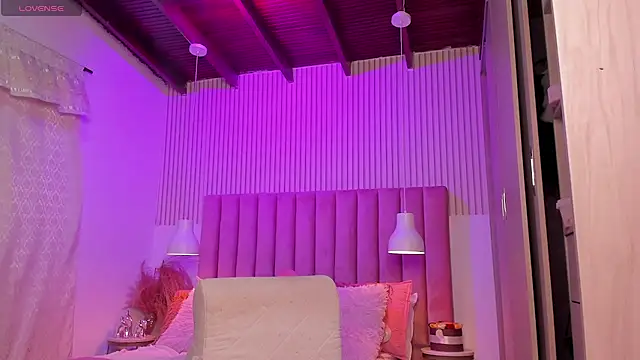 ScarlettDreamss7 live sex cam