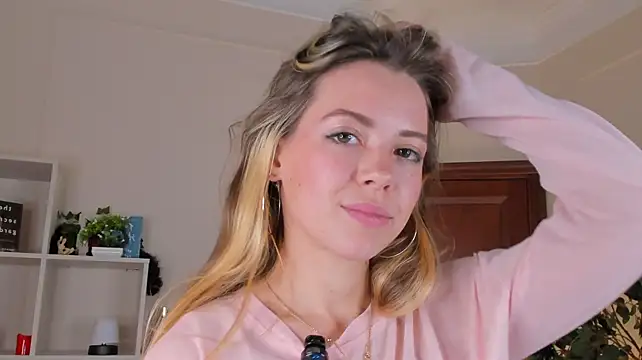 TamaVolino live cam preview