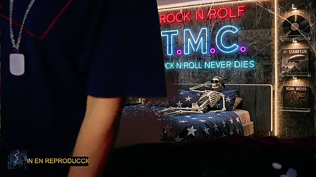 chino_roz live cam preview
