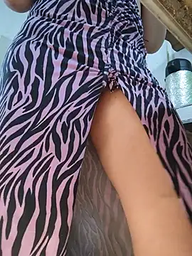 Florxxx9 live cam on StripChat