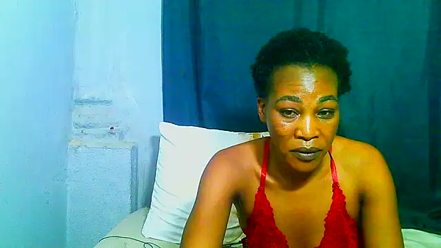 freaky_naughty live cam on StripChat